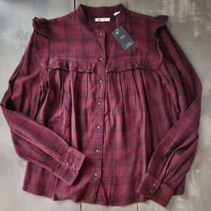 NWT Levi's Gianna Long Sleeve Button Down Blouse - Size Small